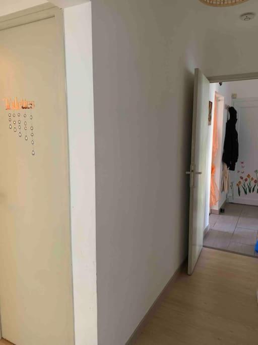 Appartement Familial En Bord De Mer Ла Сен-сюр-Мер Екстериор снимка