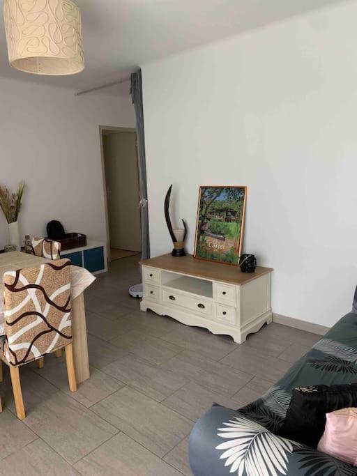 Appartement Familial En Bord De Mer Ла Сен-сюр-Мер Екстериор снимка